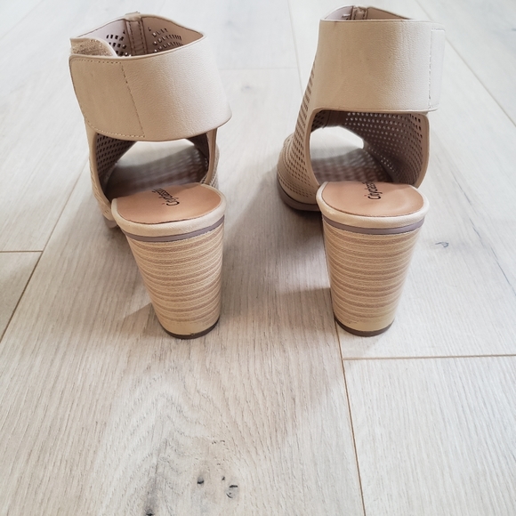 City Classified Peep Toe Slingback Chunky Stacked Heel Ankle Bootie 7 - Picture 3 of 7